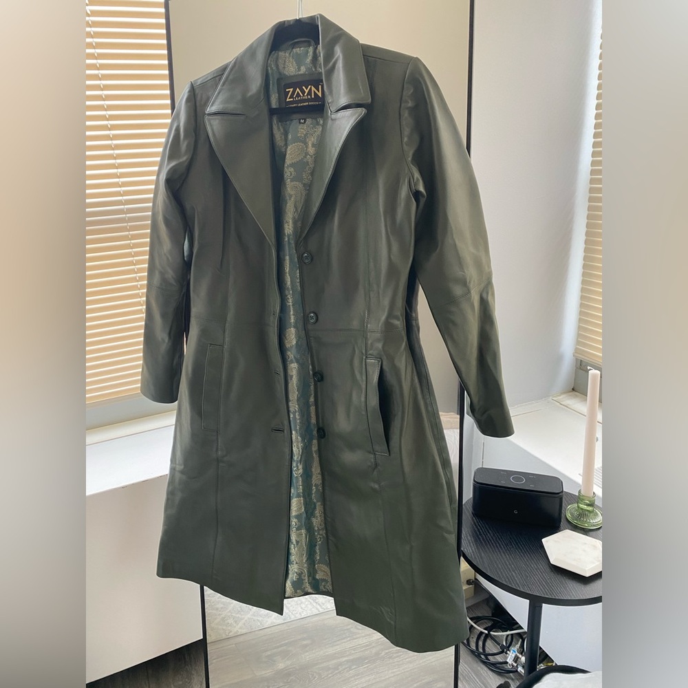 Zayn - Luxury 100% Genuine Leather Trench Coat in Army/Olive Green - Size M